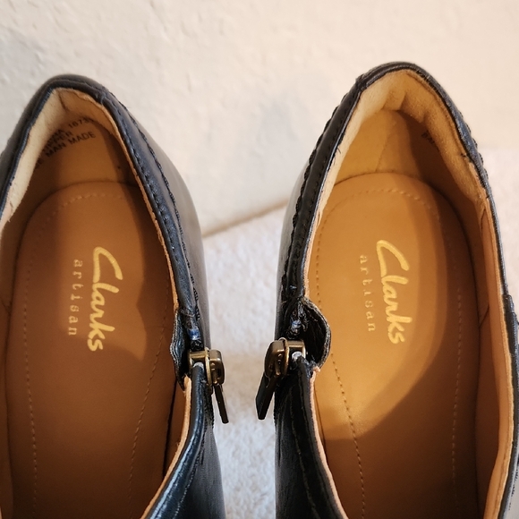 Clarks Artisan Black Leather Heel Booties with Side Zip - Picture 12 of 16